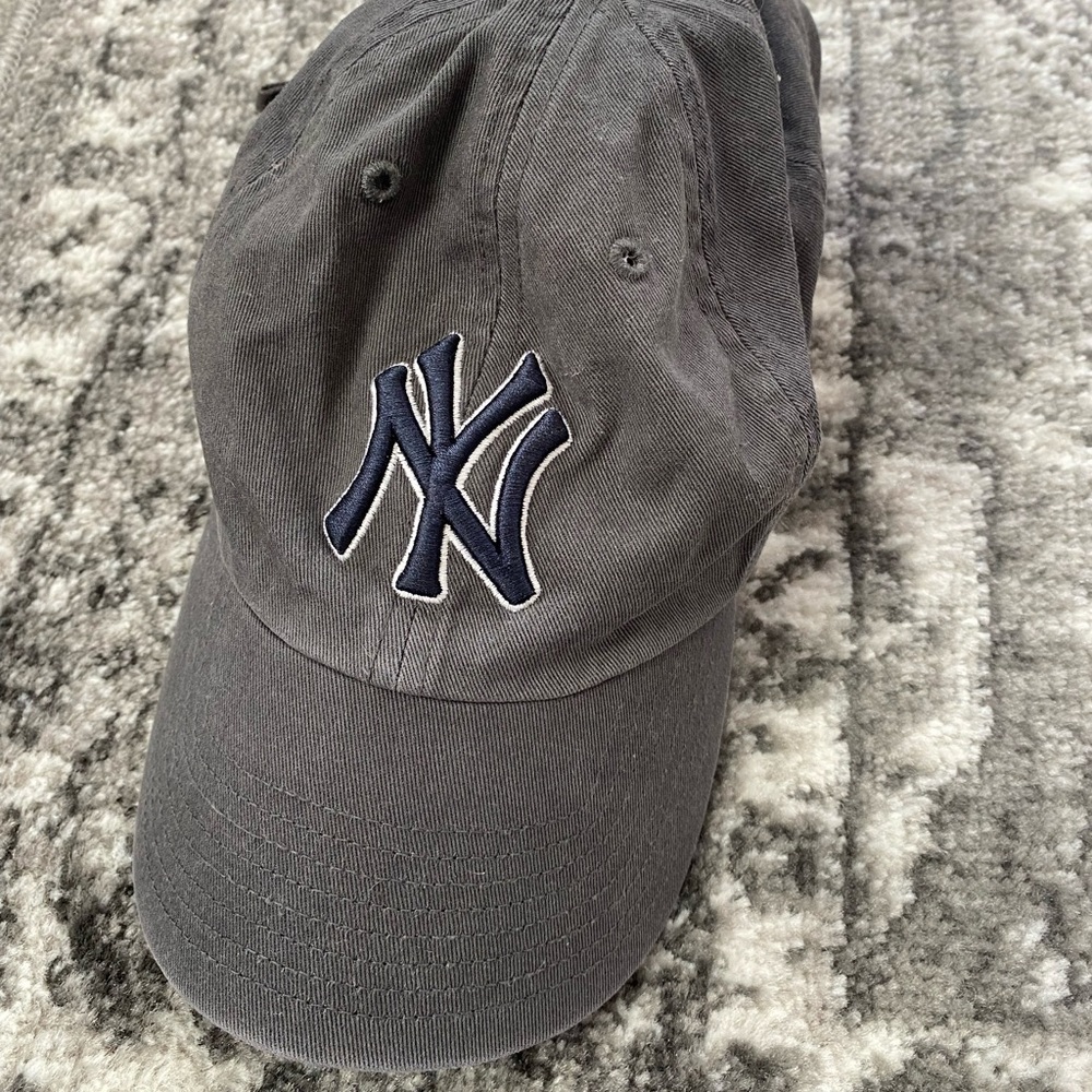 Yankees hat